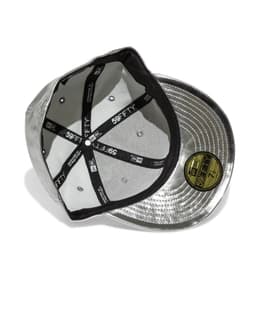 Silver Cap - Bottom