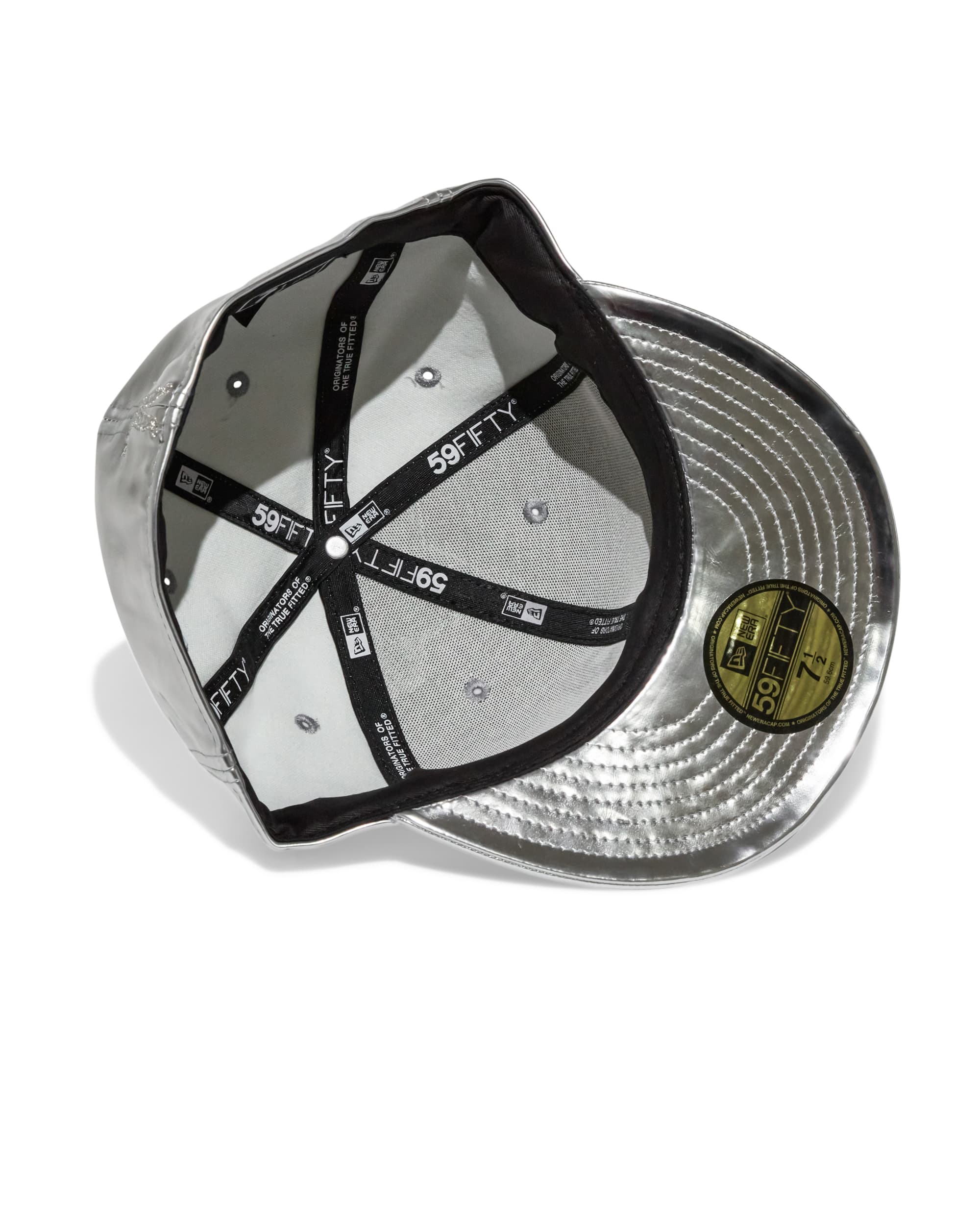 Silver Cap - Bottom