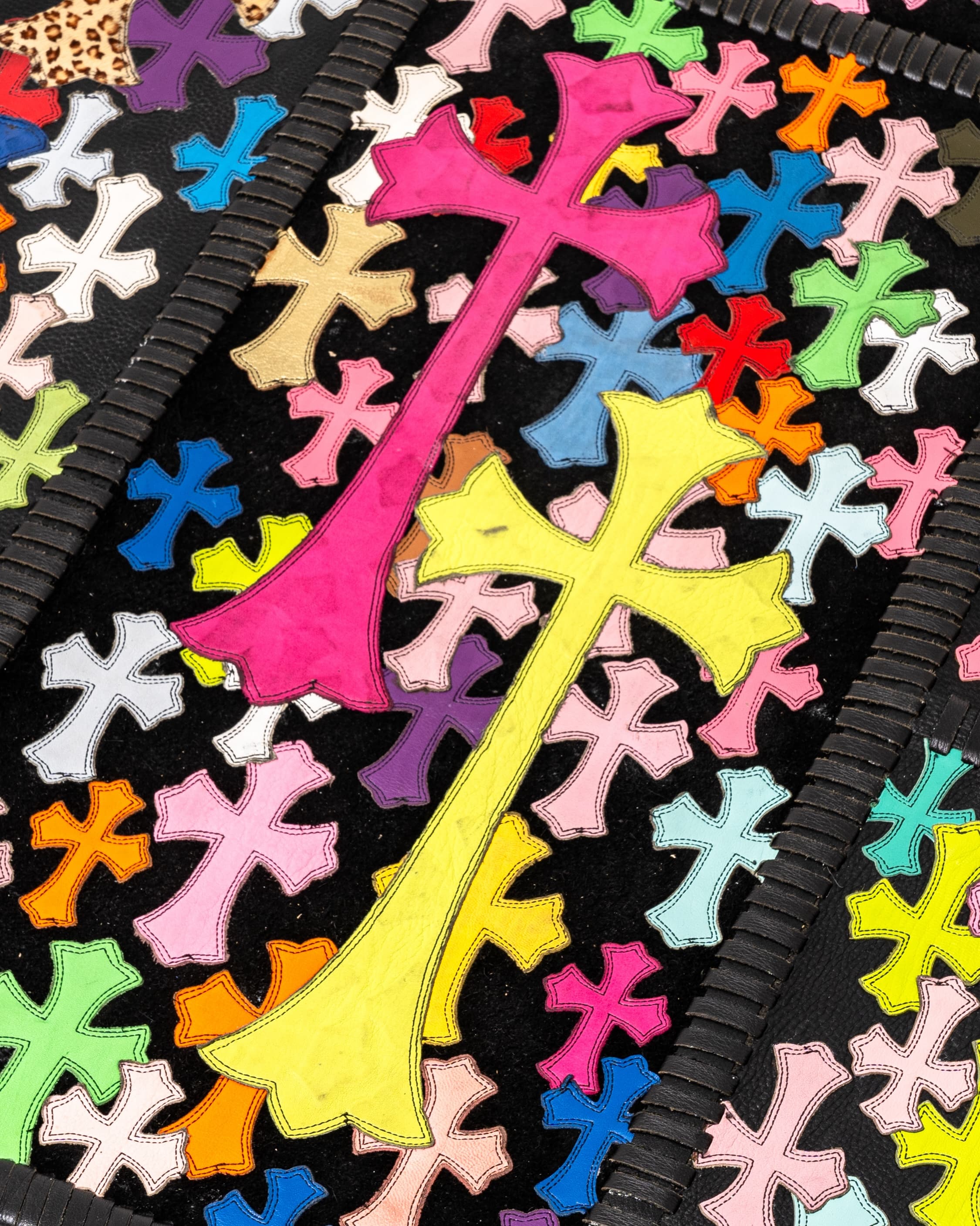 Black & Multicolor Cross Patch Rug - image 5