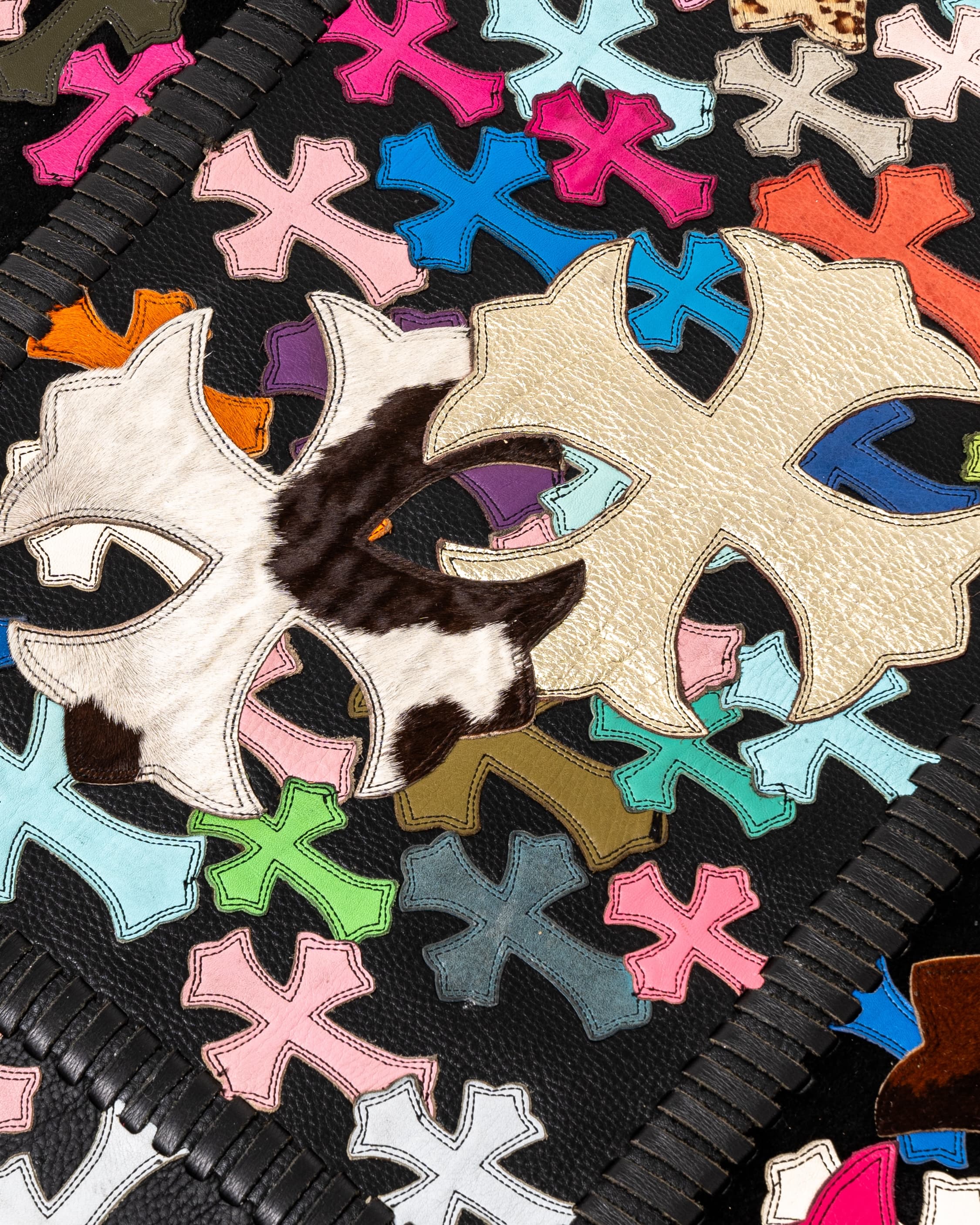 Black & Multicolor Cross Patch Rug - image 6