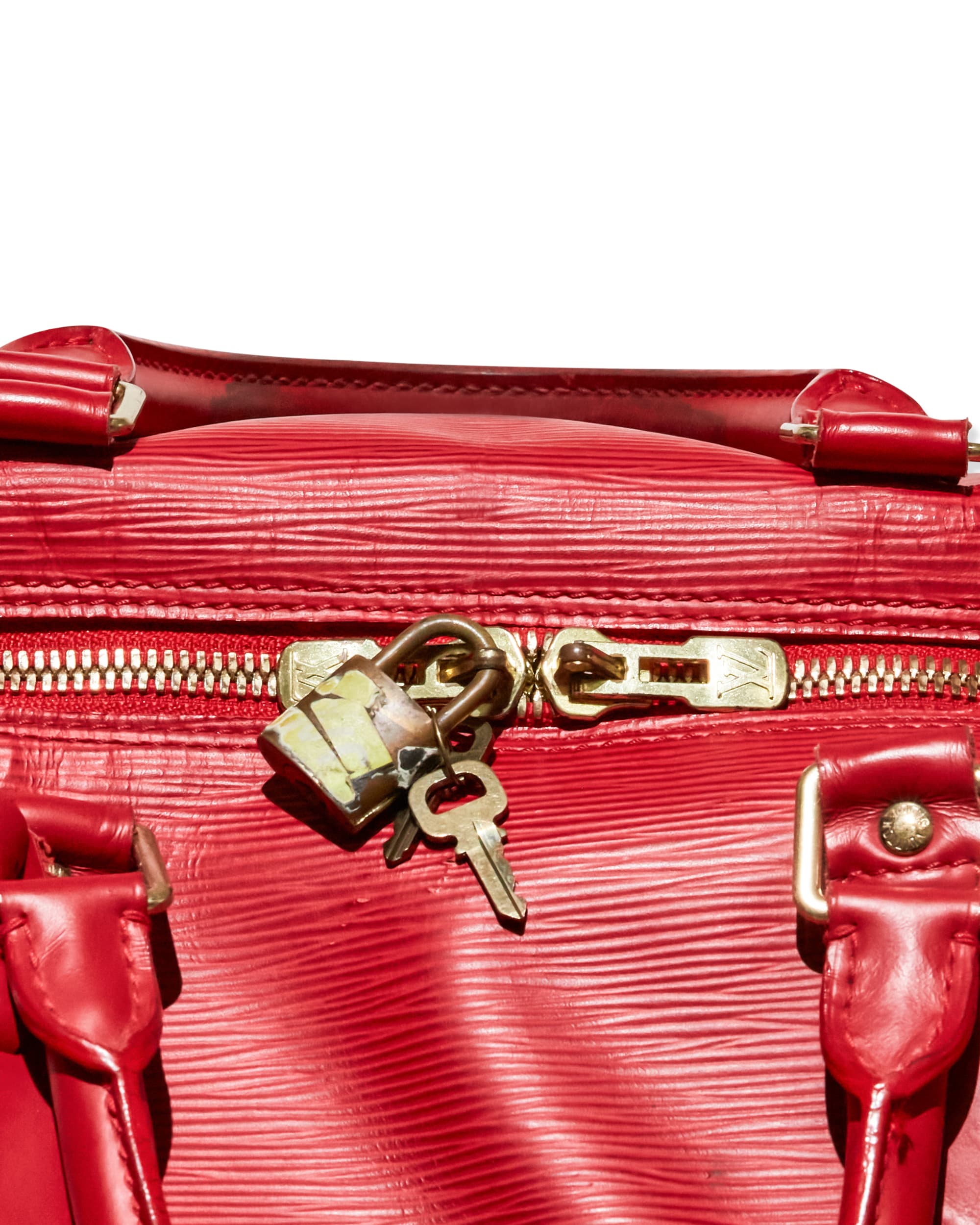 louis-vuitton-red-epi-leather-keepall-bandouli-re-55 - Lock Zoom
