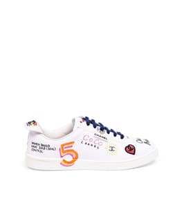 Sneakers - Right Outside