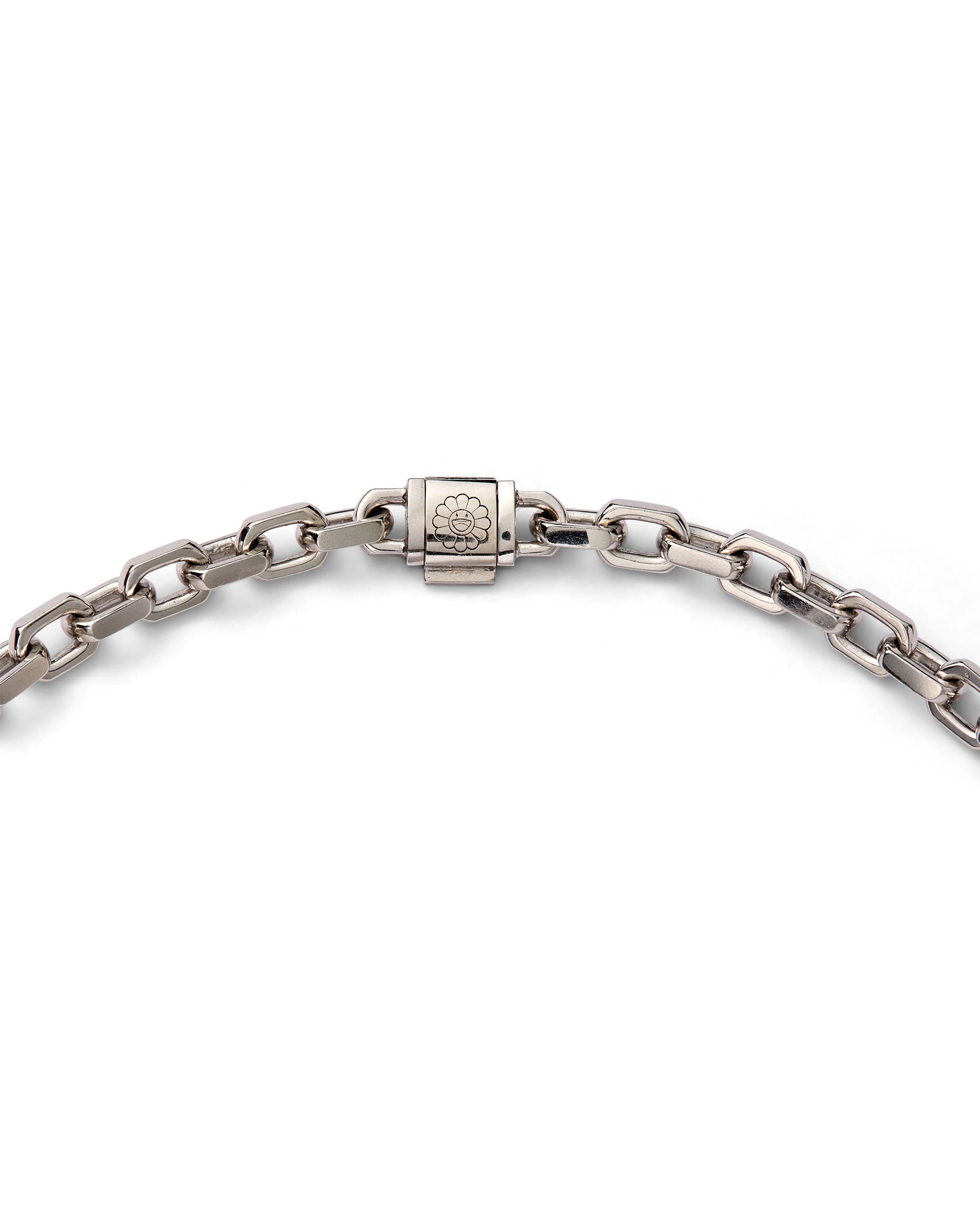 'Negro' Flower Pendant - image 4 - close-up of chain clasp